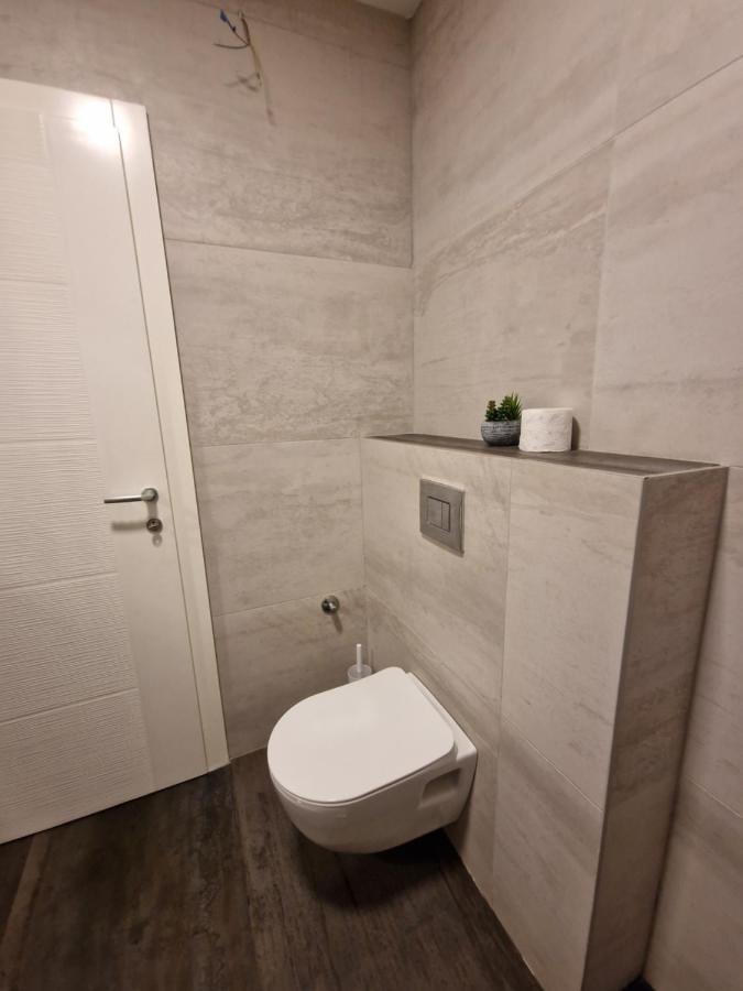 Wellness Apartment Black-White Široki Brijeg Exterior foto